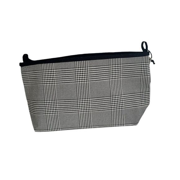 Lulu Dharma Tote Bag Fabric NWT - Picture 1 of 4